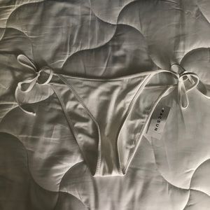 Pac Sun Kendall & Kylie white bikini bottoms NWT
